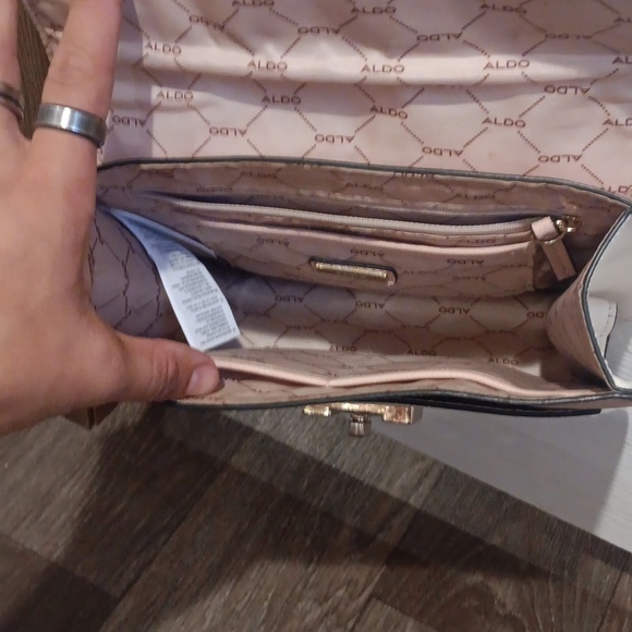 Aldo handbag and shoulder bag in good condition - Picture 9 of 10